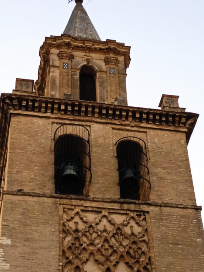 Casco Antiguo Exterior Unico En Segunda Planta En Un Edificio De De Dos Plantas Séville